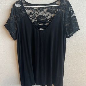 Torrid super soft knits tshirt size 2